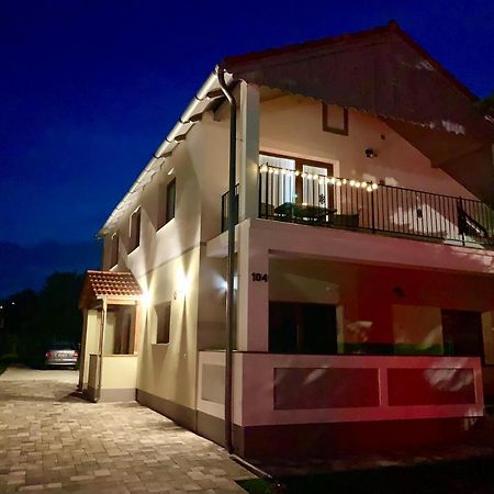 Pine&Chill2 Apartments 발라톤알마디 외부 사진